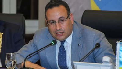 محافظ الإسكندرية يهنئ السيسي بعيد تحرير سيناء