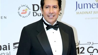 طرح بوستر برنامج مقالب هاني رمزي في رمضان
