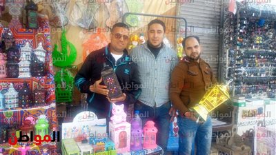 فيديو وصور| بـ5 جنيه بس.. إزاي تشتري فانوس رمضان لأولادك في البحيرة