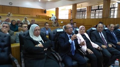 رئيس «مياه الإسكندرية».. يشارك في احتفالية يوم الأرض بكلية العلوم