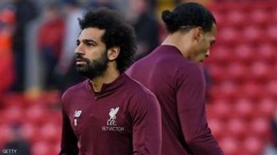صلاح يوجه تحذيرًا لـ فان دايك بعد تتويجه كأفضل لاعب