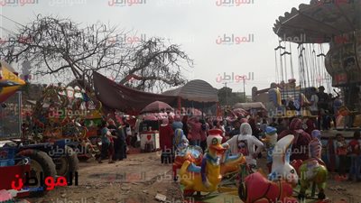 مئات المواطنين يحتفلون بعيد شم النسيم 2019 بحديقة الخالدين بالمنوفية