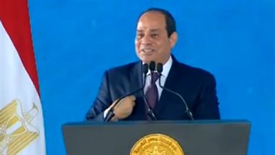 الرئيس السيسي: «أنا لما بشوف حد وزنه زيادة بقول مبيشتغلش»