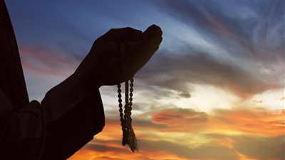 قبل موعده .. تعرف على دعاء الحادي عشر من رمضان 2019 وثوابه