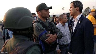 خوان جوايدو يدعو لاستمرار الاحتجاجات بالعاصمة الفنزويلية