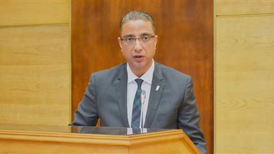 محافظ سوهاج  يهنئ الرئيس السيسي بـ«عيد العمال 2019»
