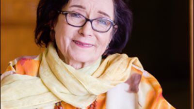  منة شلبي تنعي محسنة توفيق:« مع السلامة يا بهية»