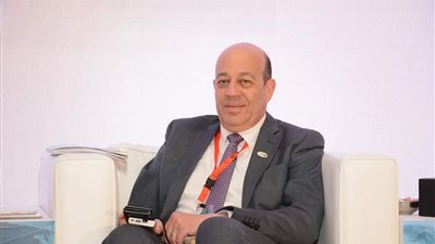 حوار| نصائح هامة من طبيب أطفال للأمهات عن حديثي الولادة 
