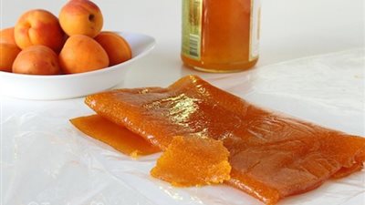إلى ربات البيوت.. اعملي قمر الدين في منزلك