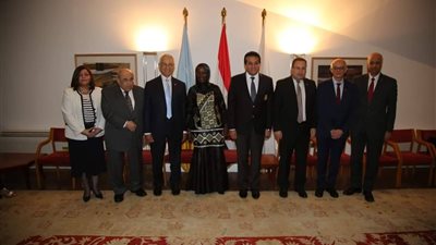 صور|وزير التعليم العالي يشهد احتفالية تخرج الدفعة 16 بجامعة سنجور
