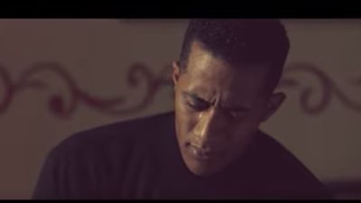 «زلزال» يبكي في الحلقة الثالثة على أسرته (فيديو)