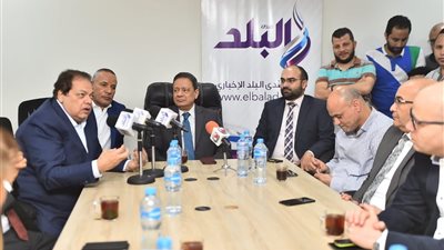 قرارات صحافية وإعلامية ضد المنتج «البلطجي» (صور) 