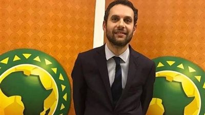 مصدر بالكاف يرد على اتهامات عمرو فهمي