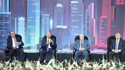 وزير النقل: دعم كامل من القيادة السياسية لكافة الشركات المصرية