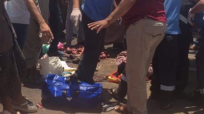 حادث انقلاب سيارة نقل بالمنوفية.. وإصابة 32 عاملًا