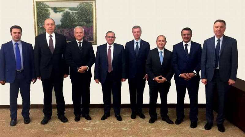 عقد الدورة السادسة
