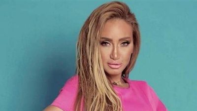 ريهام سعيد  تشعل تويتر.. بعد أصابتها بمرض خطير وطلب الدعاء