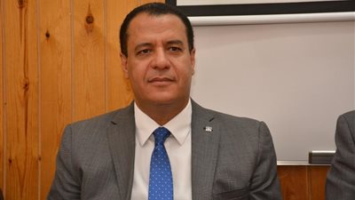 جامعة أسيوط تصل إلى محطة جديدة فى برنامجها لبناء الوعى بندوة عن مواجهة الشائعات
