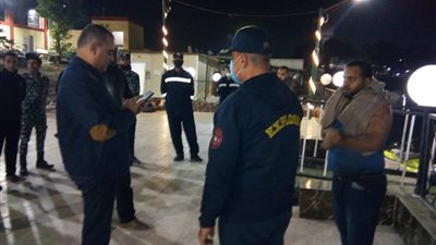 بالصور.. الحماية المدنية بأسيوط تتمكن من انقاذ شاب سقط فى الترعة الابراهيمية ليلا