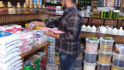المغربى: تحرير 8 محاضر في حملة على الأسواق ومحطات الوقود بسفاجا 