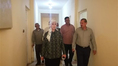 رئيس مدينة سفاجا تتفقد تطوير ورفع كفاءة المجمع النموذجي