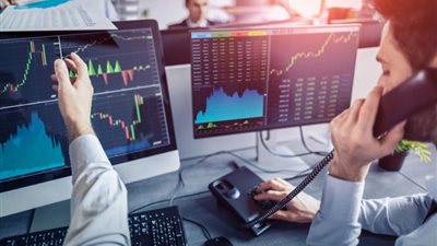 كيف تحركت الأسواق مع إعلان أرباح كبرى الشركات الأمريكية 