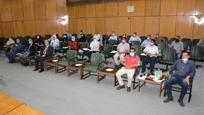 جامعة أسيوط تشهد انطلاق برنامج تنمية مهارات العاملين بالمراجعة الداخلية والحوكمة