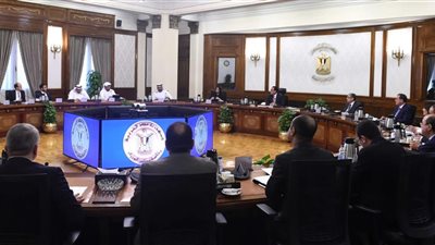 رئيس الوزراء: نرحب بضخ استثمارات جديدة للشراكة مع دولة  الإمارات