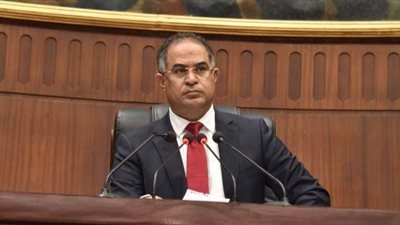أول تحرك برلماني يطالب بمحاسبة اتحاد الكرة قبل الإقالة بعد هزيمة مصر أمام كوريا