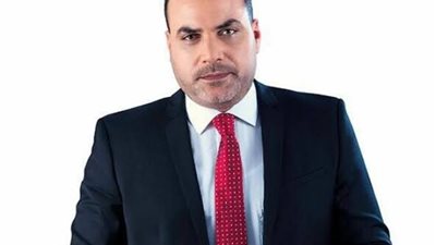 الحالم الجرئ الذي جعل لنفسه بصمة مميزة في الصحافة والإعلام 