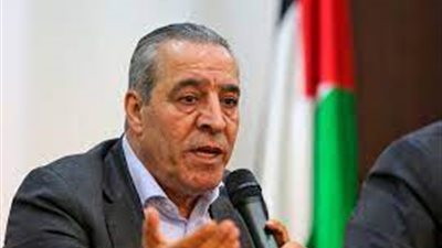 حسين الشيخ: اقتحام قوات الاحتلال مؤسسات العمل المدني وإغلاقها تصعيد خطير