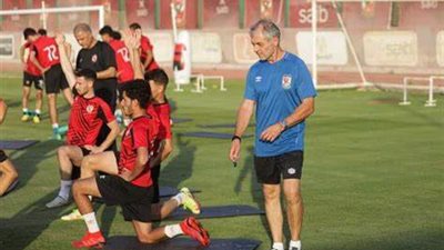 إخفاقات وصفقات.. الأهلي على صفيح ساخن 