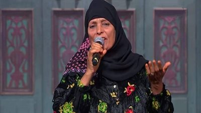 بُلبلة الشرقية تهِز مسرح صاحبة السعادة 