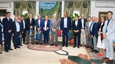 محافظ جنوب سيناء يستعرض جهود استضافة مؤتمر المناخ مع سفراء دول أمريكا اللاتينية