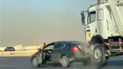 ضبط شخص لقيادته سيارة بسرعة جنونية على أحد محاور القاهرة 