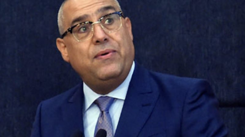 وزير الإسكان 