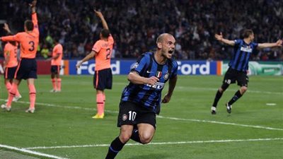عجوز إيطاليا ضد كتيبة تشافي.. إنتر ميلان يواجه برشلونة بدوري الأبطال 