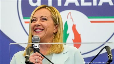 جورجيا ميلوني.. من الحانة إلى رئاسة وزراء إيطاليا 