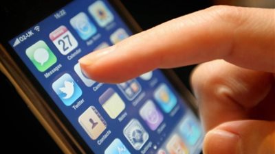 الحكومة توضح حقيقة منح قروضًا مالية للمواطنين عبر الهواتف 