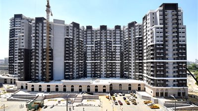  وزير الإسكان يتابع استعدادات تسليم وحدات مشروع 