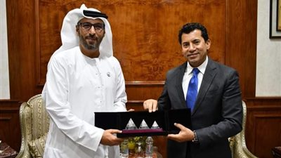 تعاون مصري إماراتي لإنشاء 68 مركزًا للتخاطب في مصر