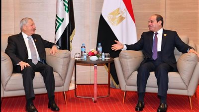 الرئيس السيسي يلتقي نظيره العراقي ويؤكد على التعاون الثنائي بين البلدين 