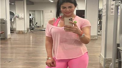 في أحدث جلسة تصوير.. الفنانة أميرة فتحي تستعرض رشاقتها