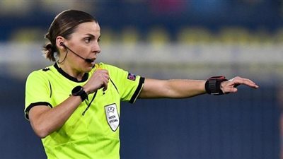 أرقام من المونديال.. فرابارت تقود أول طاقم تحكيم نسائي في تاريخ كأس العالم