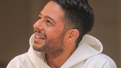 حماقي يستعد لتقديم برنامجه الجديد مع الإعلامي ممدوح موسى