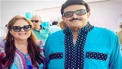 إيمي سمير غانم تطلب الدعاء لوالديها بصورة على 