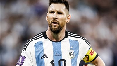ميسي يكسر كل الأرقام القياسية والتاريخية في كأس عالم استثنائية