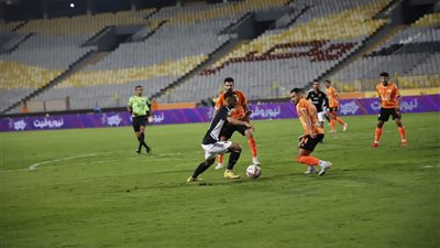بهدف قاتل.. الأهلي يخطف فوزًا مهمًا على فاركو ويواصل تصدر جدول الترتيب