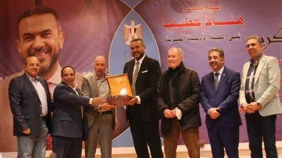 بعد شغله منصب رئاسة مكتب NBA Africa بمصر .. عبد المطلب يكرم من الوزارة
