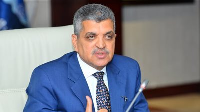 قناة السويس: مصر تمتلك السيادة الكاملة على الهيئة وترفض وجود الأجانب بها